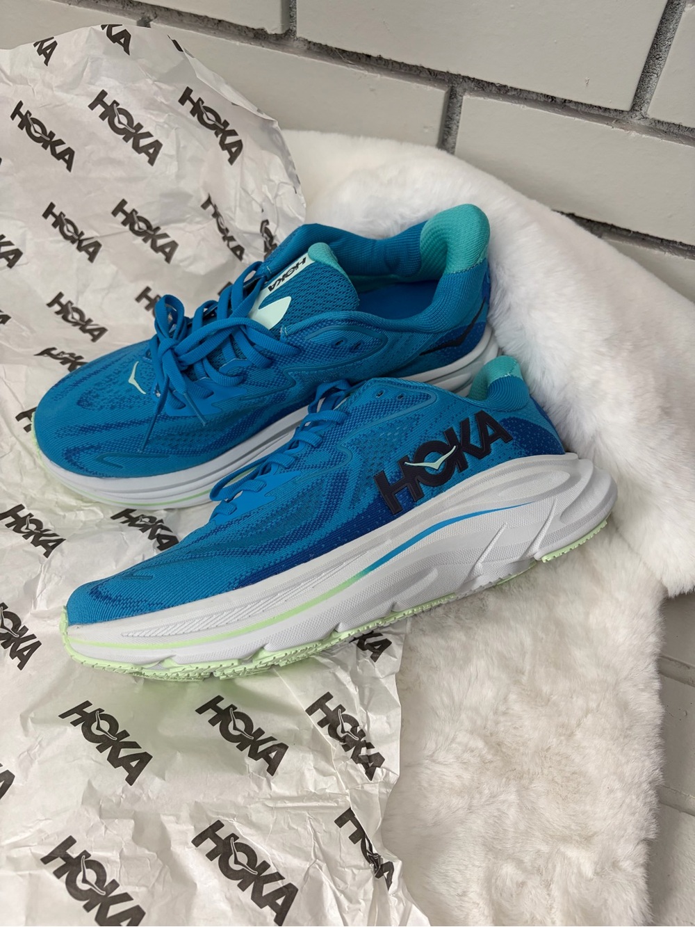 Hoka Women's Blue Teal Running Shoes NEW NO BOX